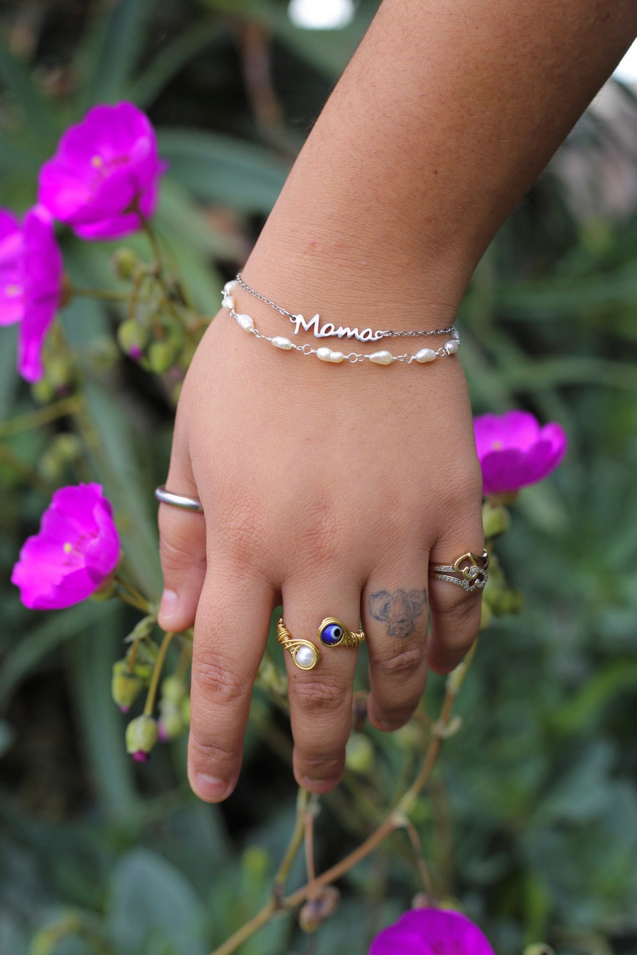 “Mama” double strand pearl bracelet
