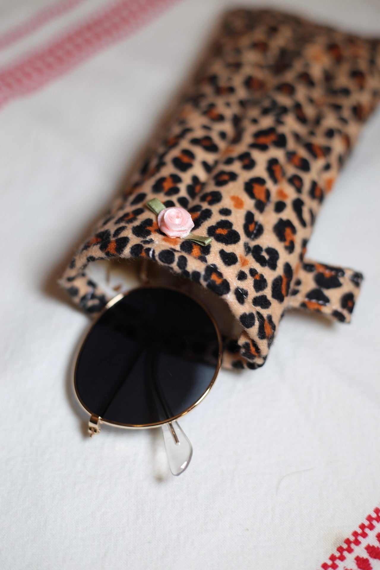 Puffy glasses case