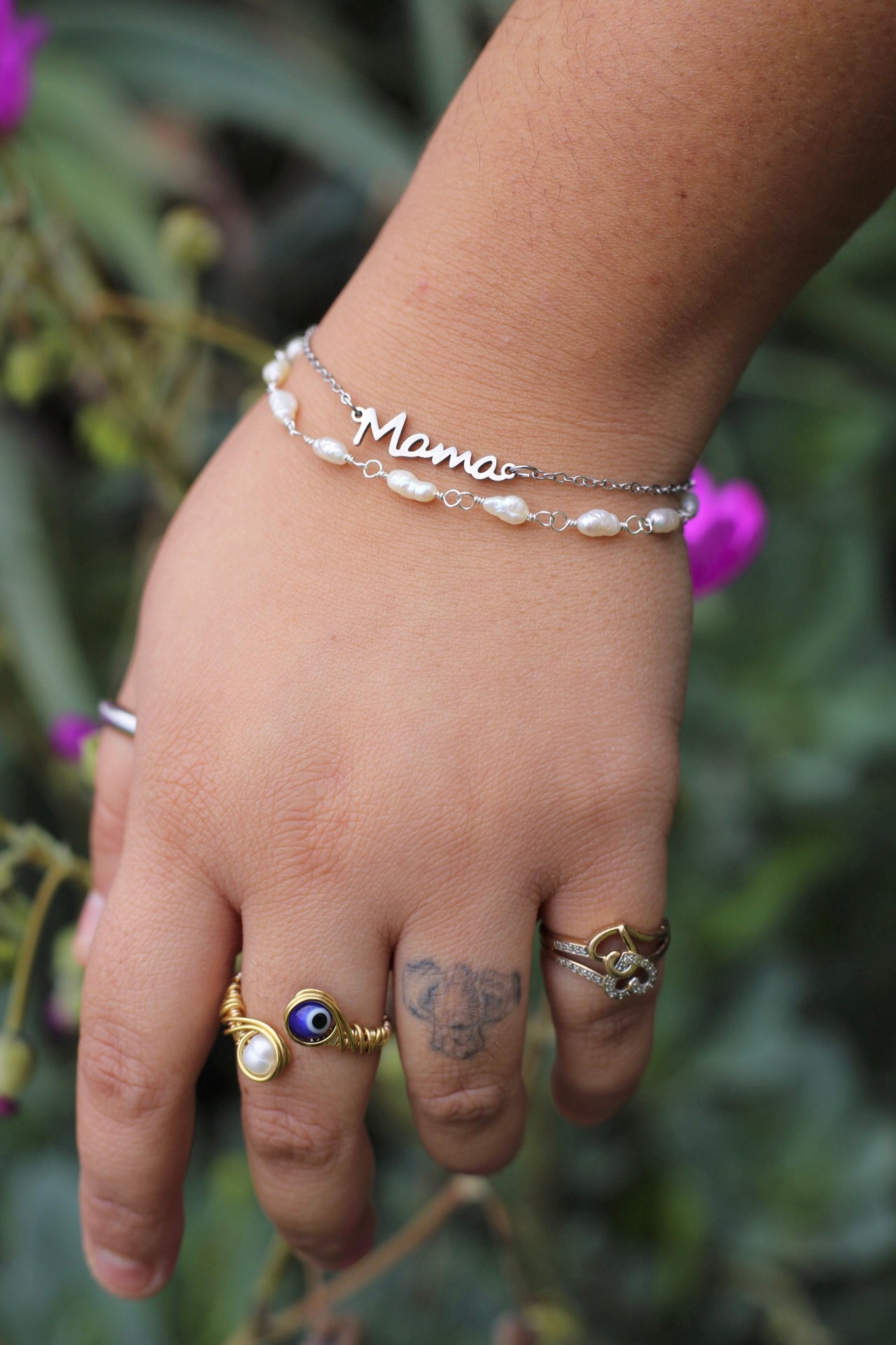 “Mama” double strand pearl bracelet