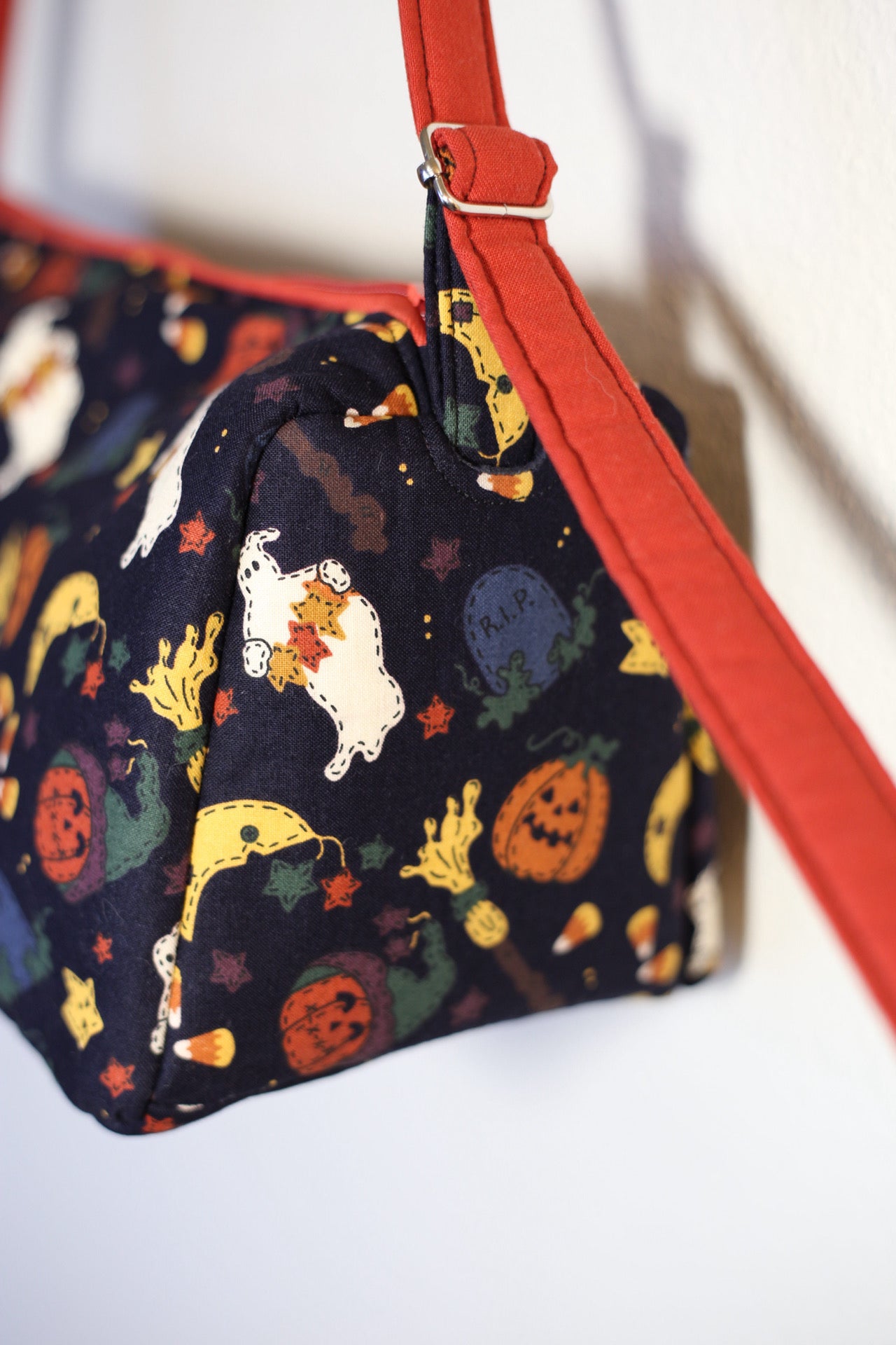 Strange & Unusual: Loaf Bag