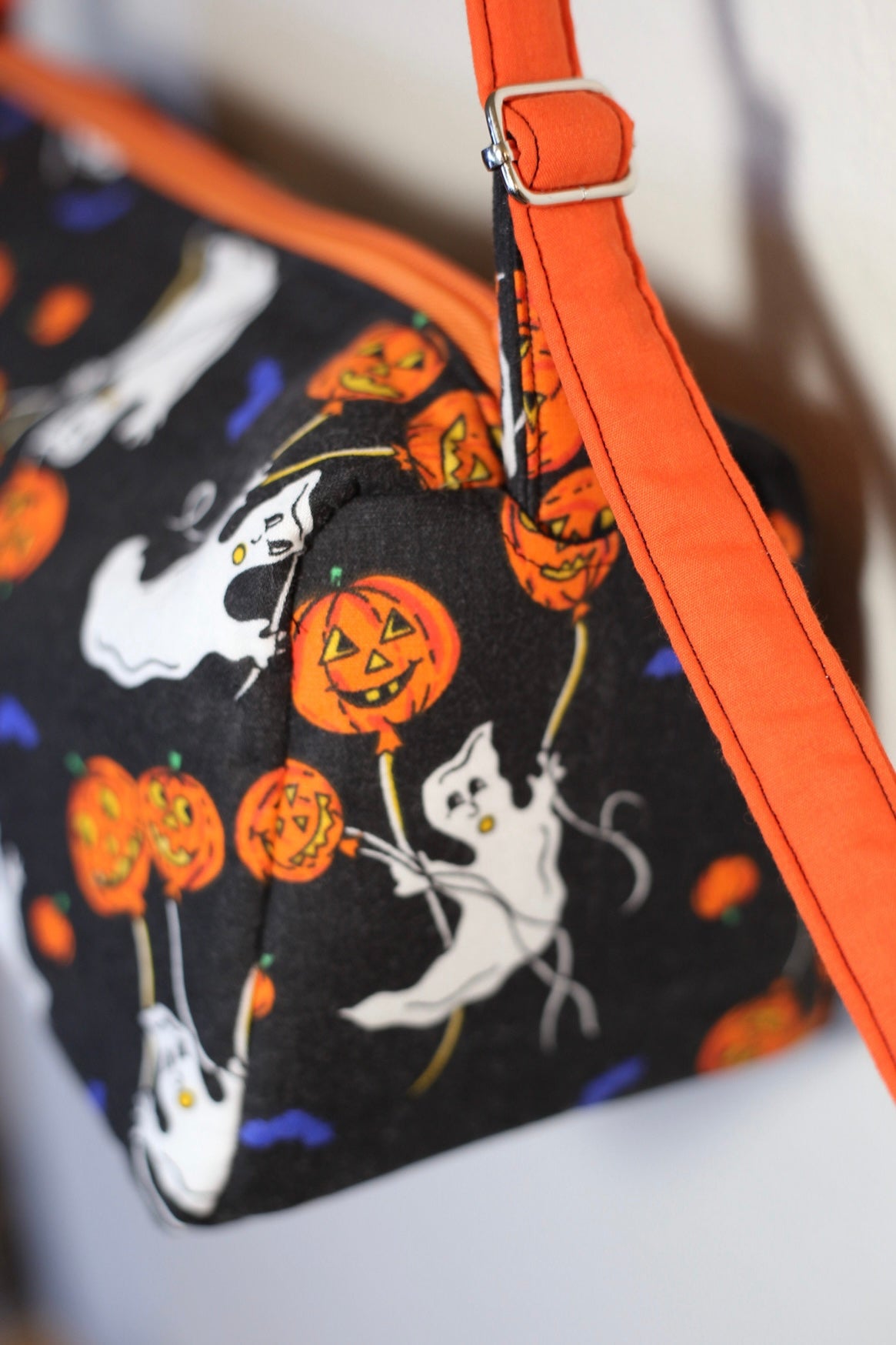 Ghostly Ghouls: Loaf bag