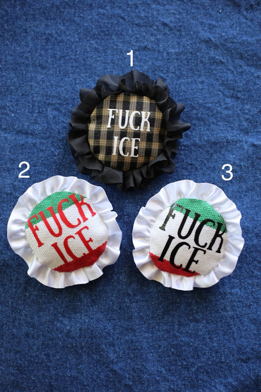 Patriotic buttons