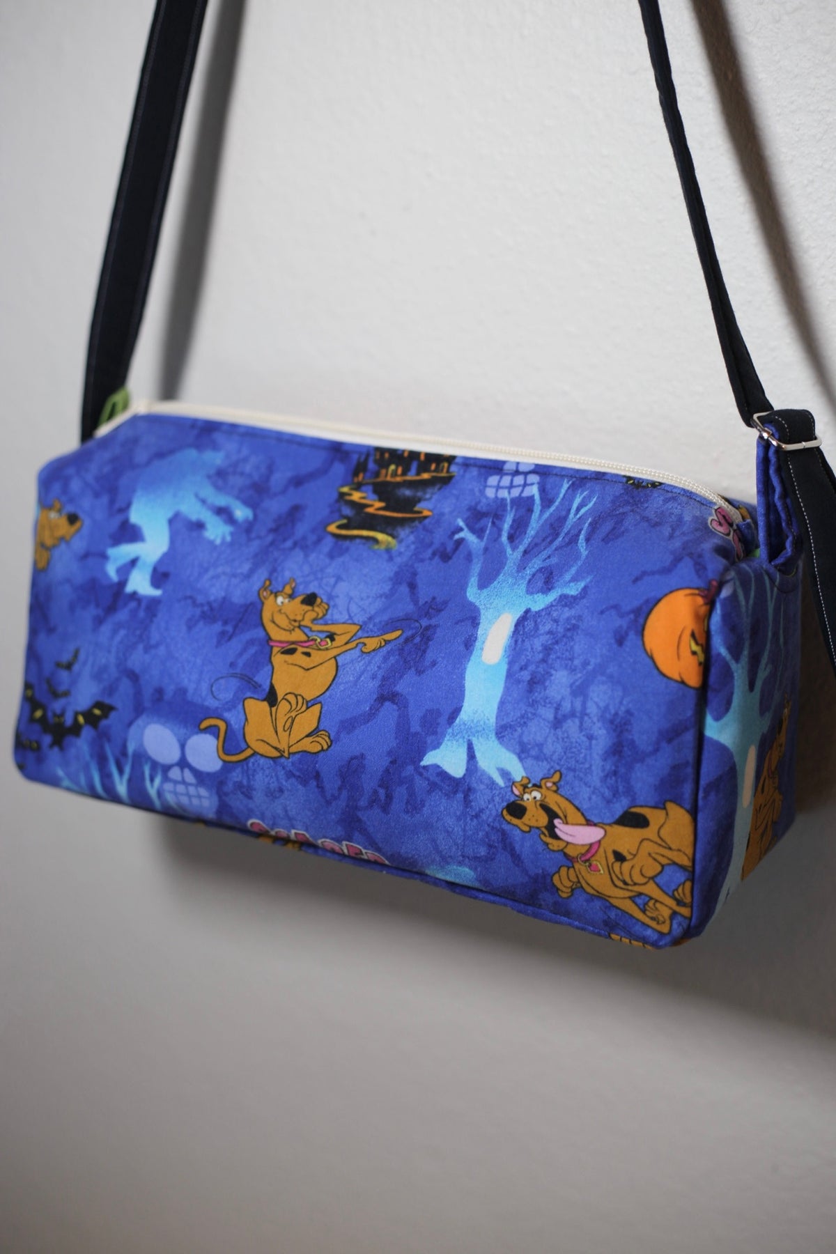 Mystery Inc. Loaf Bag
