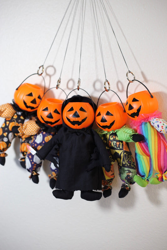 Trick or Treaters bag charm