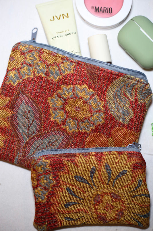 Floral tapestry zipper pouch set