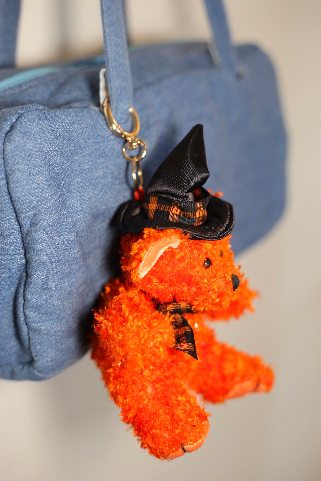 Hocus plush bag charm