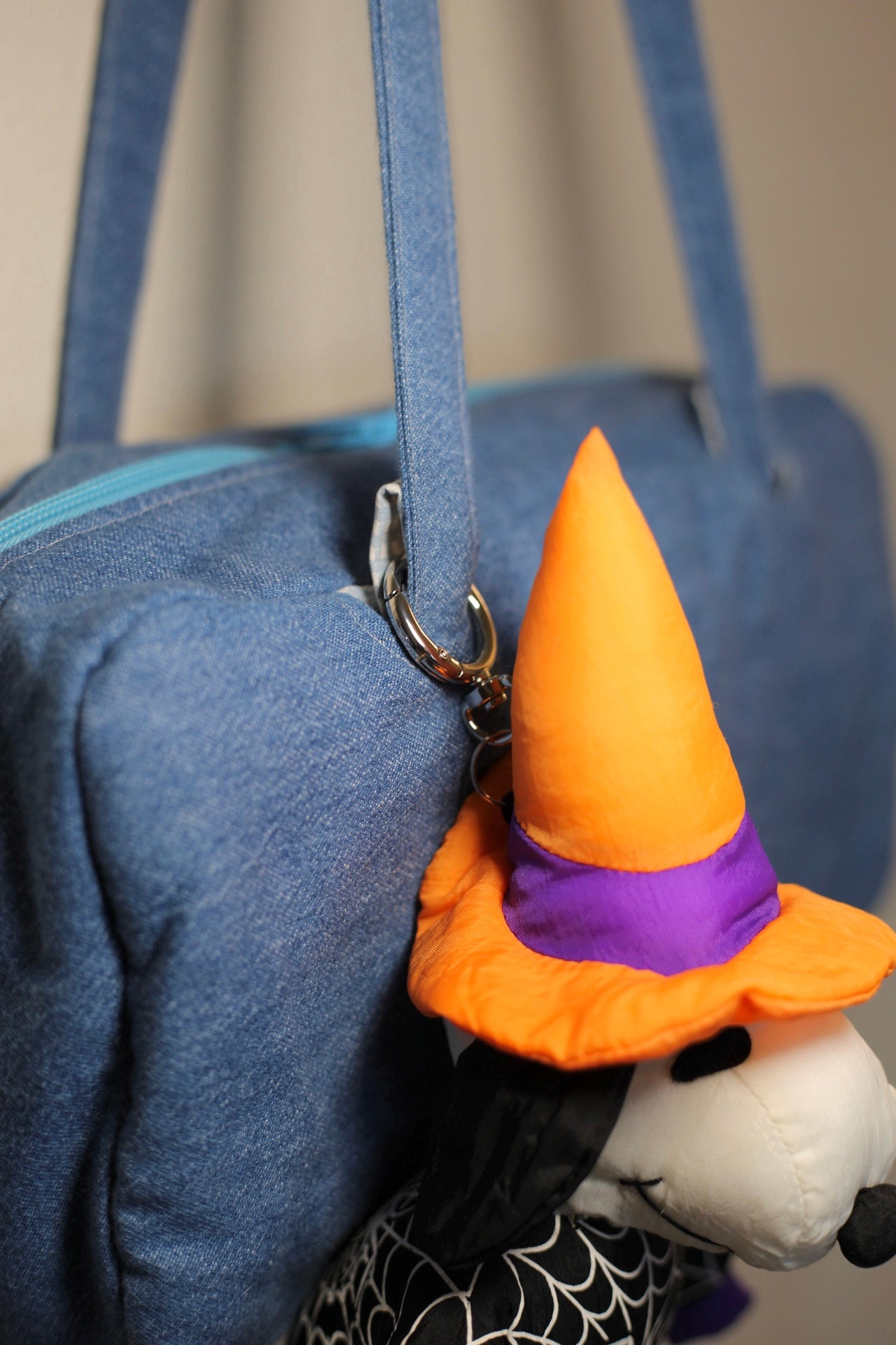 Snoopy Halloween bag charm